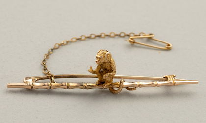 9 Carat Gold Monkey Bar Brooch - Monkey Holding Gold Coins, Bamboo
